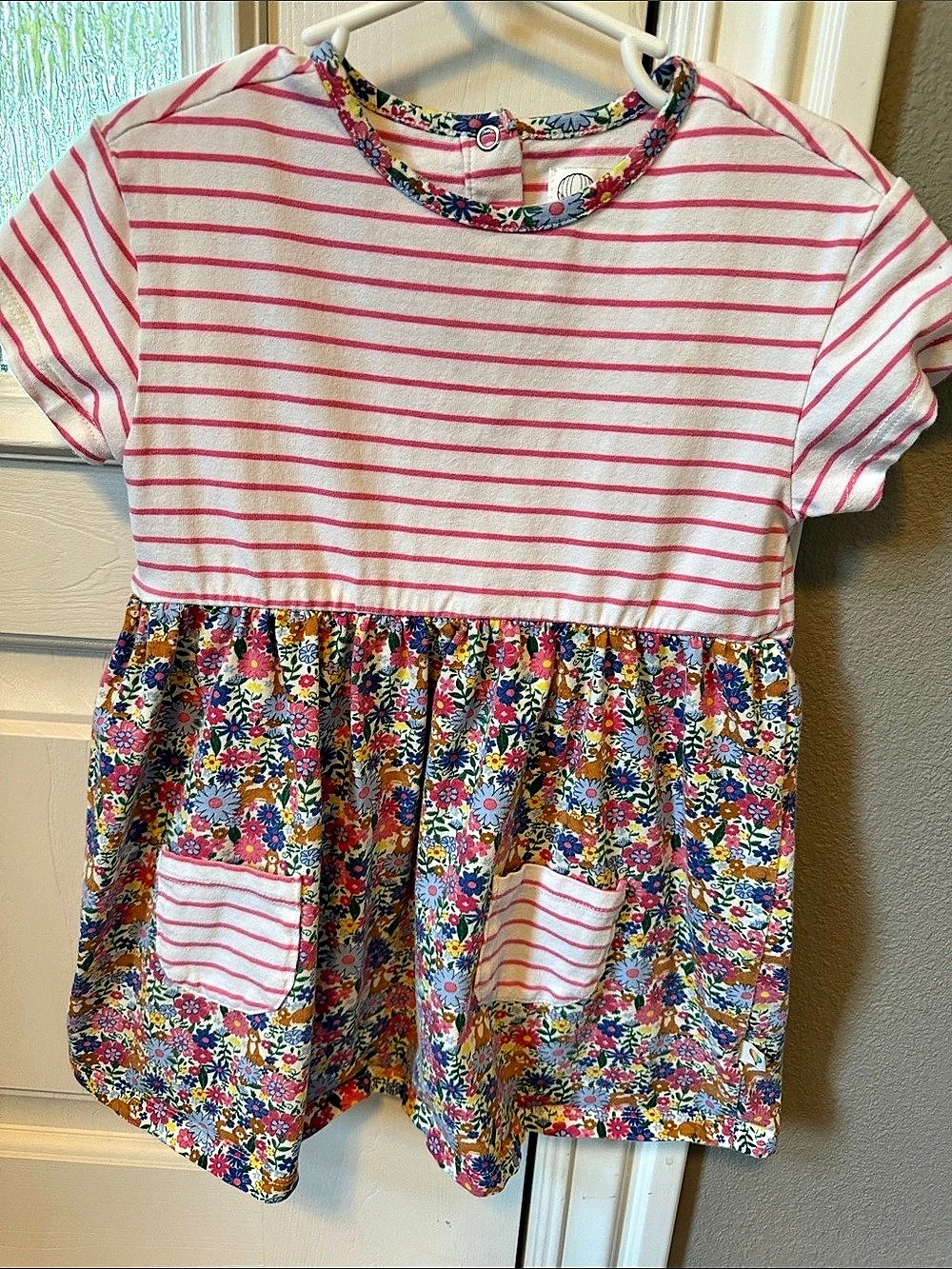 🐶❤️Adventurewear 360 Girls Floral Dress Size 4T Like New- with DOG Print!